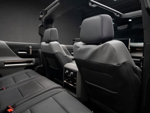 Used 2024 GMC Hummer EV 3X AWD/4WD image 72