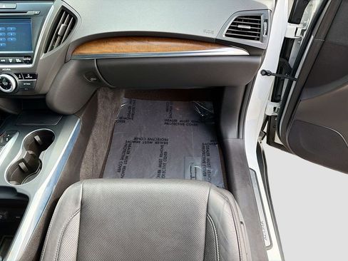 Used 2020 Acura MDX FWD w/ Technology Package image 18