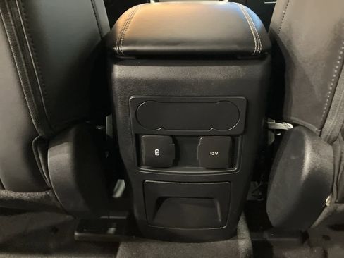 Used 2023 Ford Explorer XLT w/ Equipment Group 202A image 24