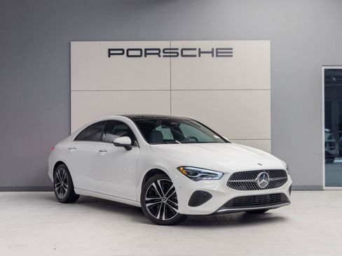 Used 2025 Mercedes-Benz CLA 250 image 9