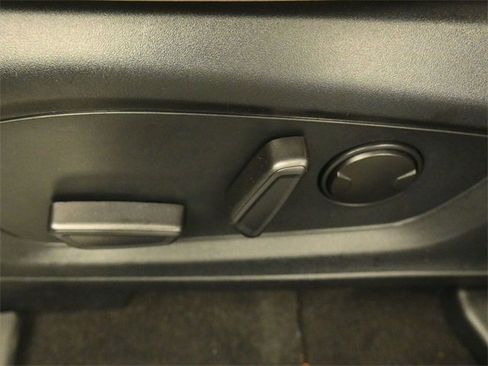 Certified 2023 Ford Explorer Limited w/ Equipment Group 301A image 11