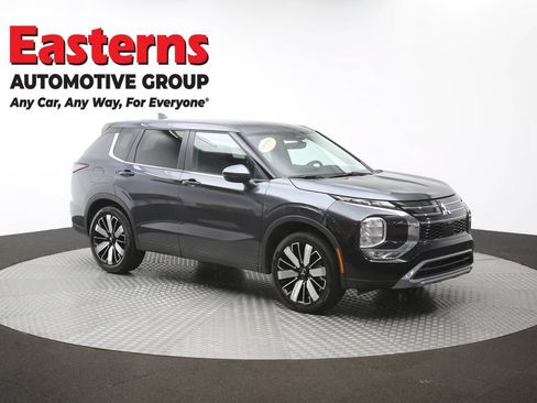 Used 2025 Mitsubishi Outlander SE FWD image 49