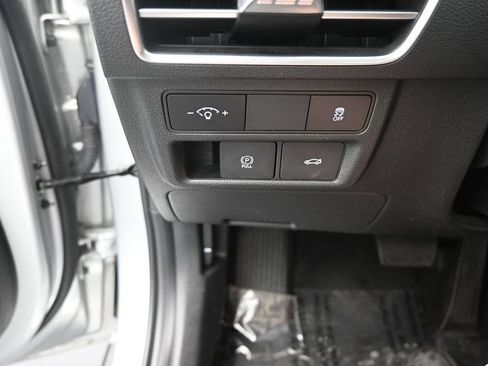 Used 2025 Hyundai Sonata SEL FWD image 30