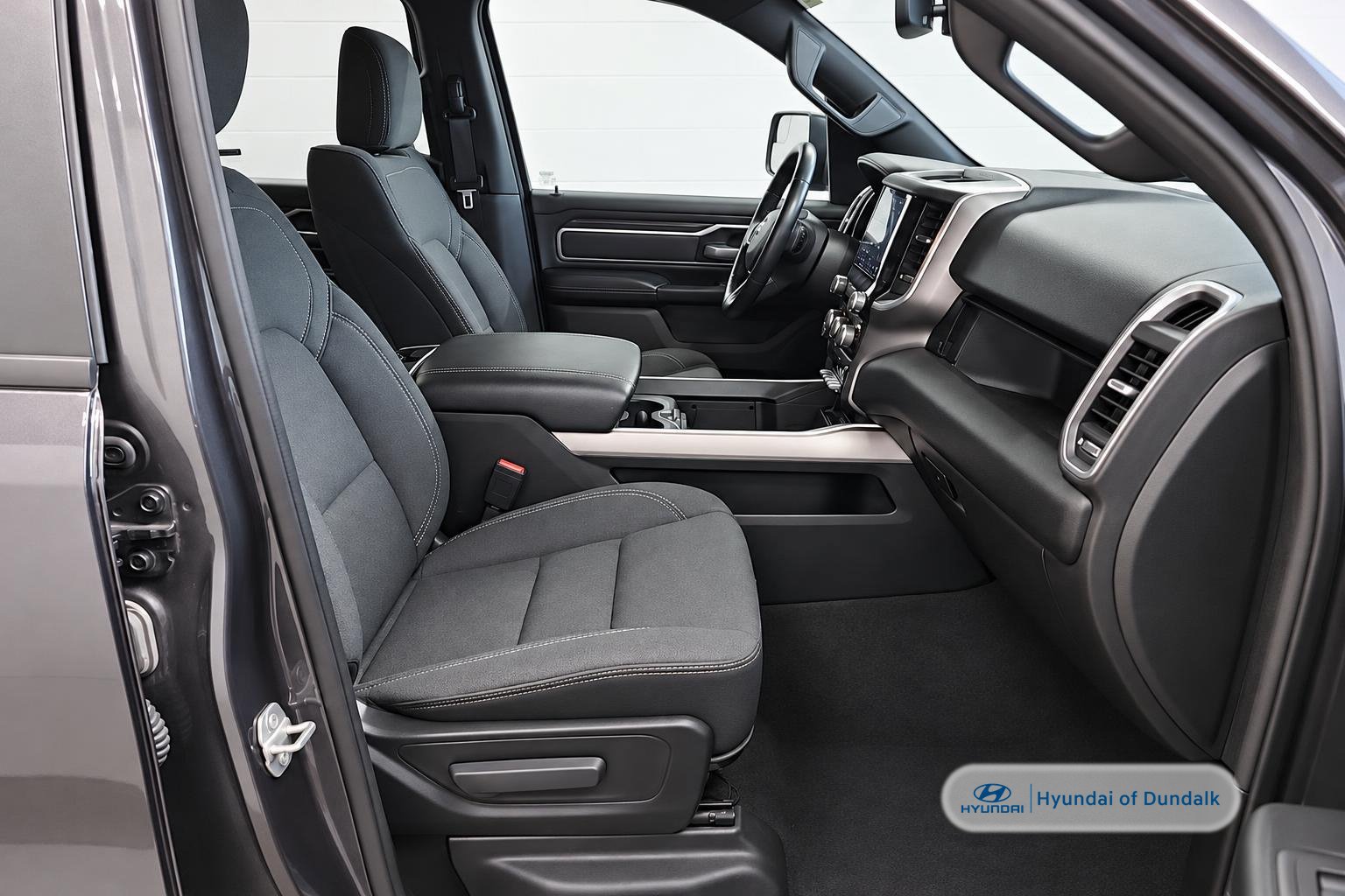 Used 2022 RAM 1500 Big Horn AWD/4WD image 7