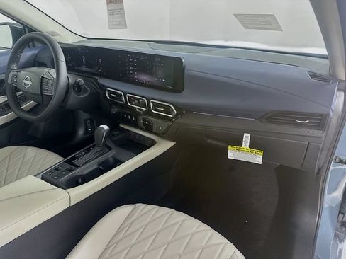 New 2026 Nissan Sentra SL w/ Floor Mat Package FWD image 27
