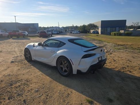 Used 2021 Toyota Supra Premium w/ Driver Assist Package RWD image 6