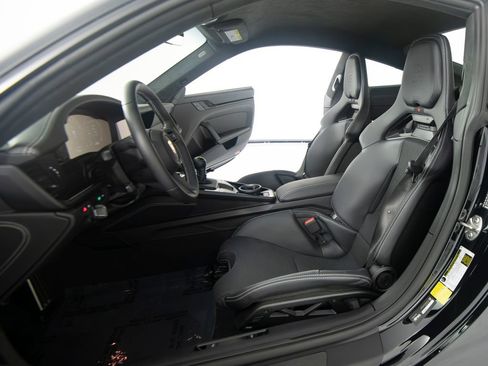 Certified 2026 Porsche 911 GT3 RWD image 5