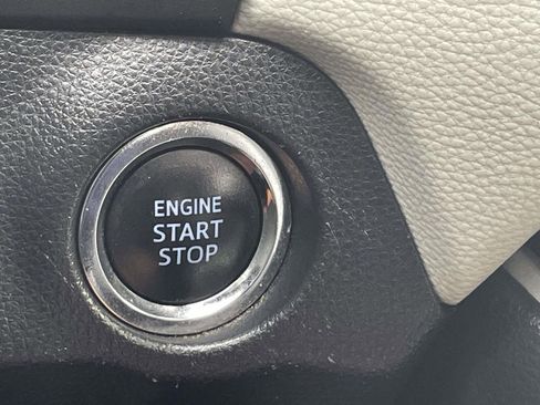 Used 2019 Toyota RAV4 XLE w/ Convenience Package image 26