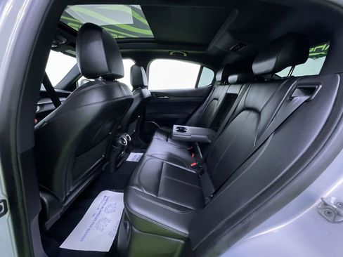 Used 2022 Alfa Romeo Stelvio Ti image 29