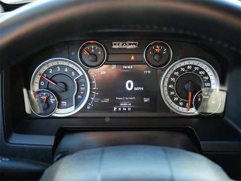 Used 2016 RAM 1500 Laramie w/ Convenience Group image 18