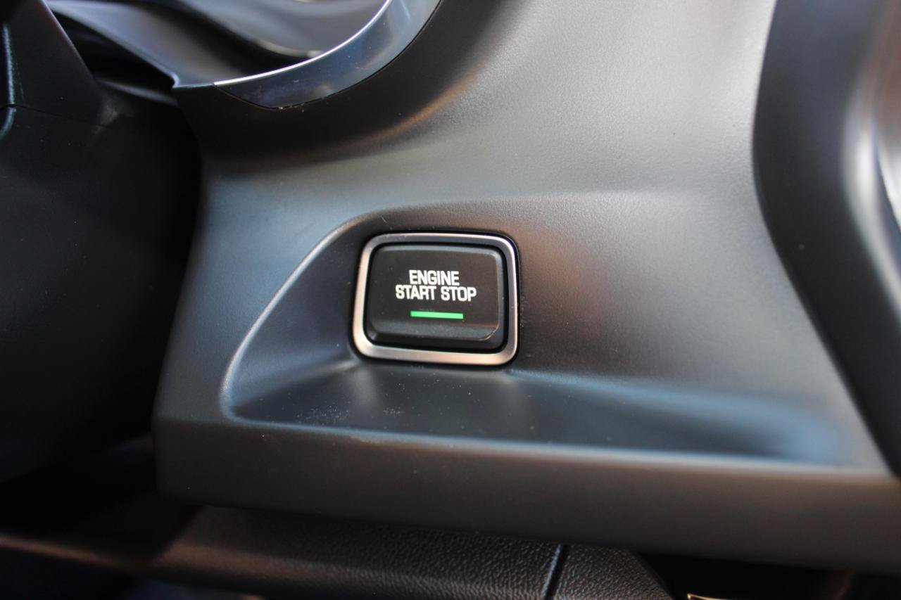 Used 2020 Chevrolet Camaro LT RWD image 20