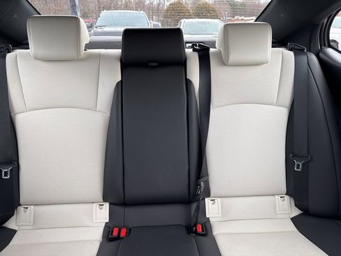 Used 2022 Lexus ES 300h F Sport image 12