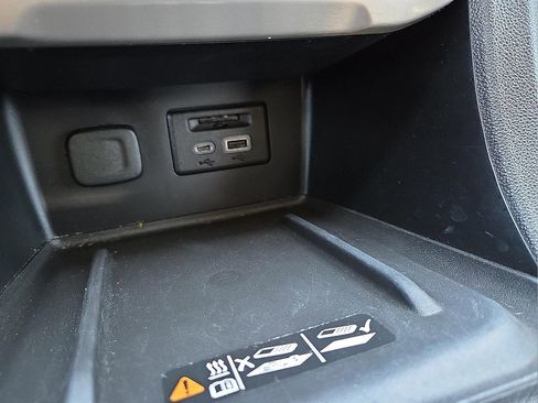 Certified 2020 GMC Acadia Denali w/ LPO, Floor Liner Package image 21