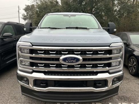 New 2026 Ford F250 Lariat w/ FX4 Off-Road Package image 2