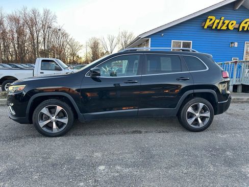Used 2020 Jeep Cherokee Limited FWD image 3