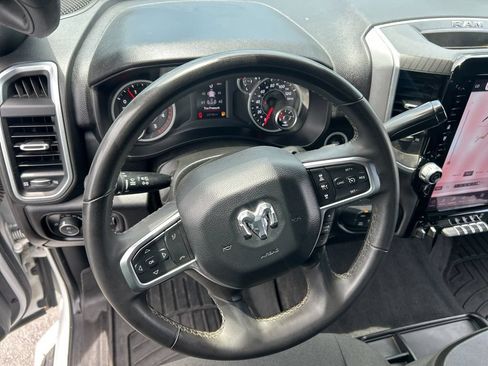Used 2025 RAM 2500 Big Horn AWD/4WD image 29