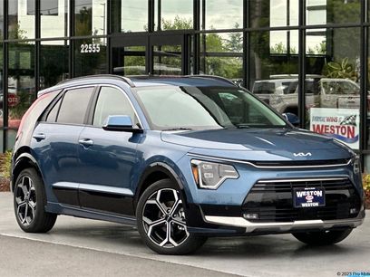Certified 2024 Kia Niro SX Touring