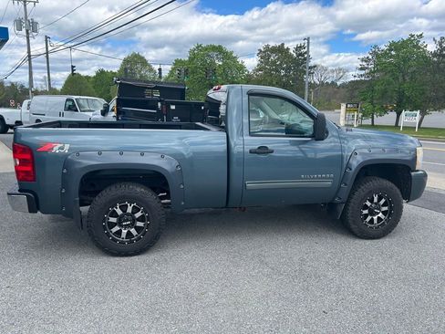 Used 2011 Chevrolet Silverado 1500 LT w/ Interior Plus Package AWD/4WD image 2
