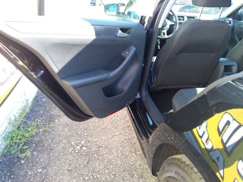 Used 2014 Volkswagen Jetta S FWD image 24