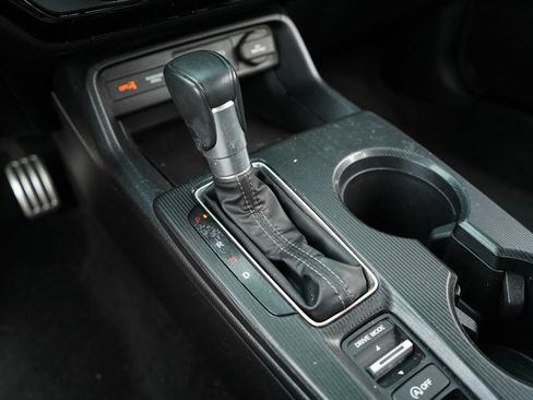 Used 2025 Honda Civic Sport image 33