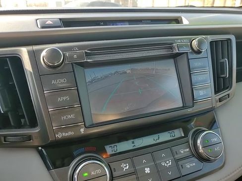 Used 2014 Toyota RAV4 XLE image 19