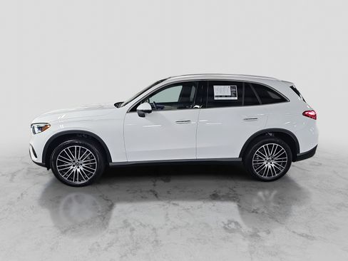 Used 2023 Mercedes-Benz GLC 300 image 9