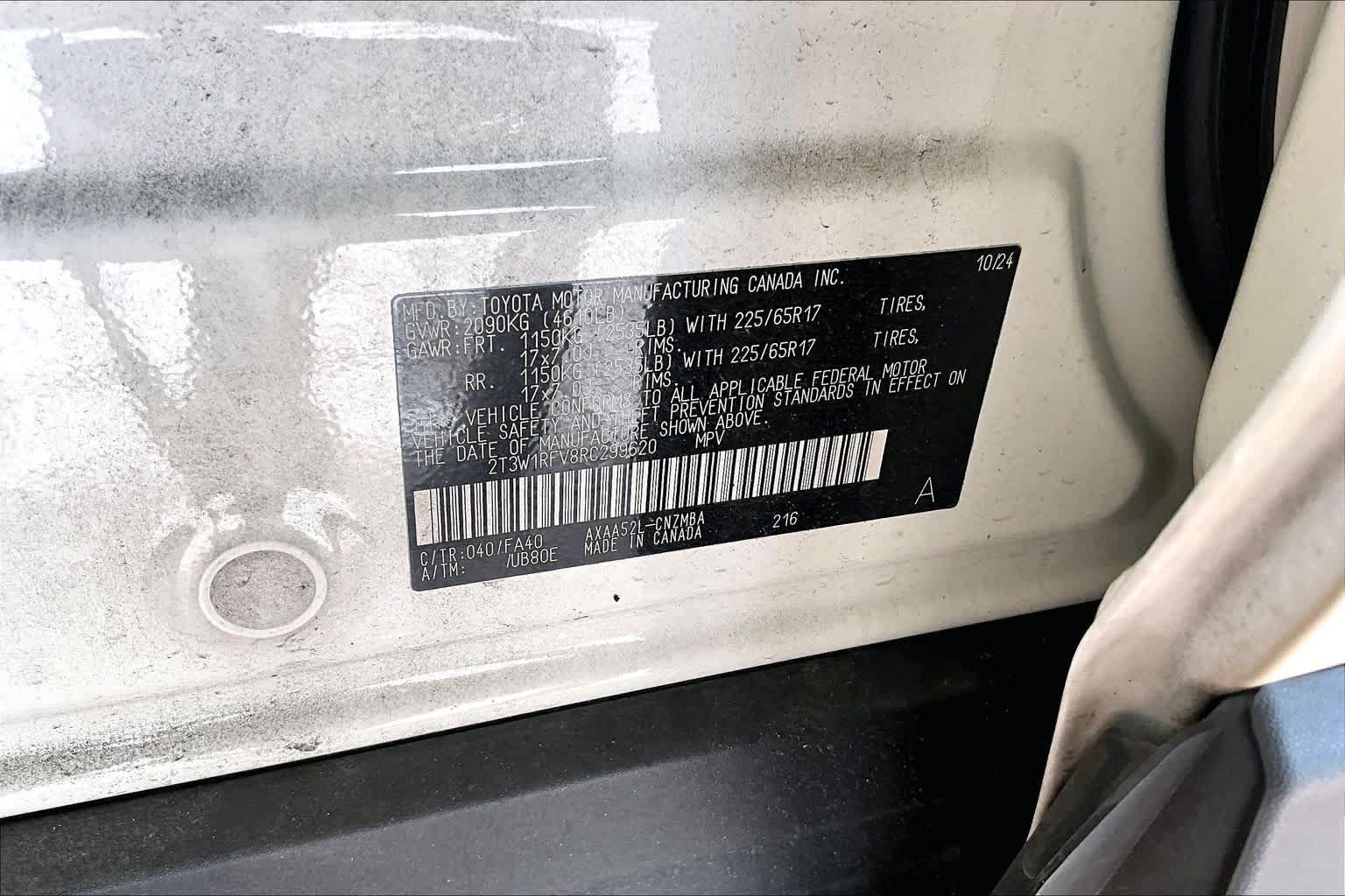 Used 2024 Toyota RAV4 XLE w/ Convenience Package FWD image 35