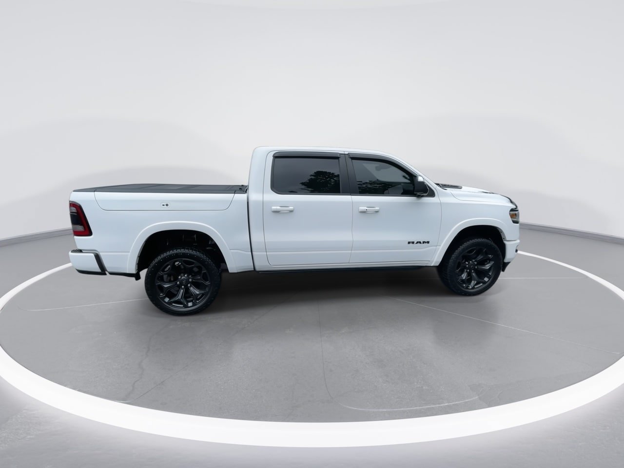 Used 2022 RAM 1500 Limited AWD/4WD image 22
