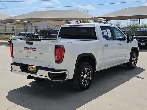 Certified 2026 GMC Sierra 1500 SLT image 3