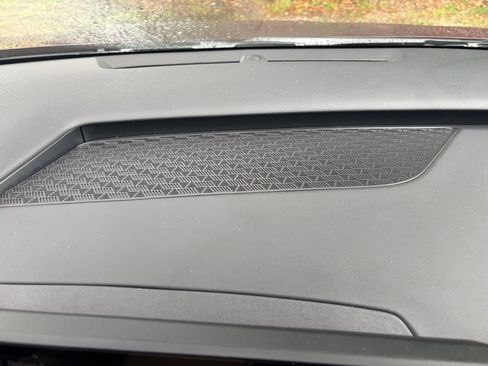 Used 2026 Kia Carnival FWD image 17