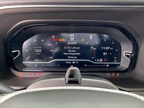 Used 2023 GMC Yukon Denali Ultimate image 12