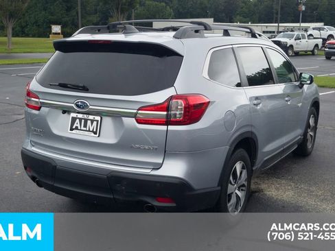 Used 2021 Subaru Ascent Premium w/ Convenience Package image 6