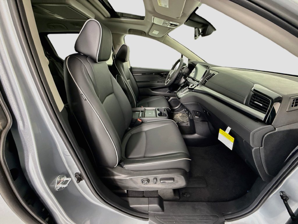 New 2026 Honda Odyssey Touring image 20
