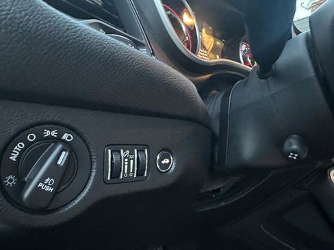 Used 2015 Dodge Challenger SXT Plus w/ Driver Convenience Group image 25