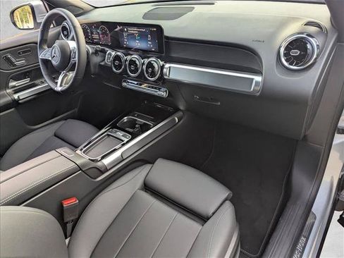Certified 2026 Mercedes-Benz GLB 250 image 21