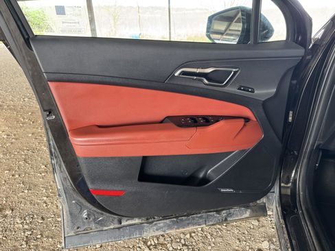 Used 2025 Kia Sportage SX Prestige image 23