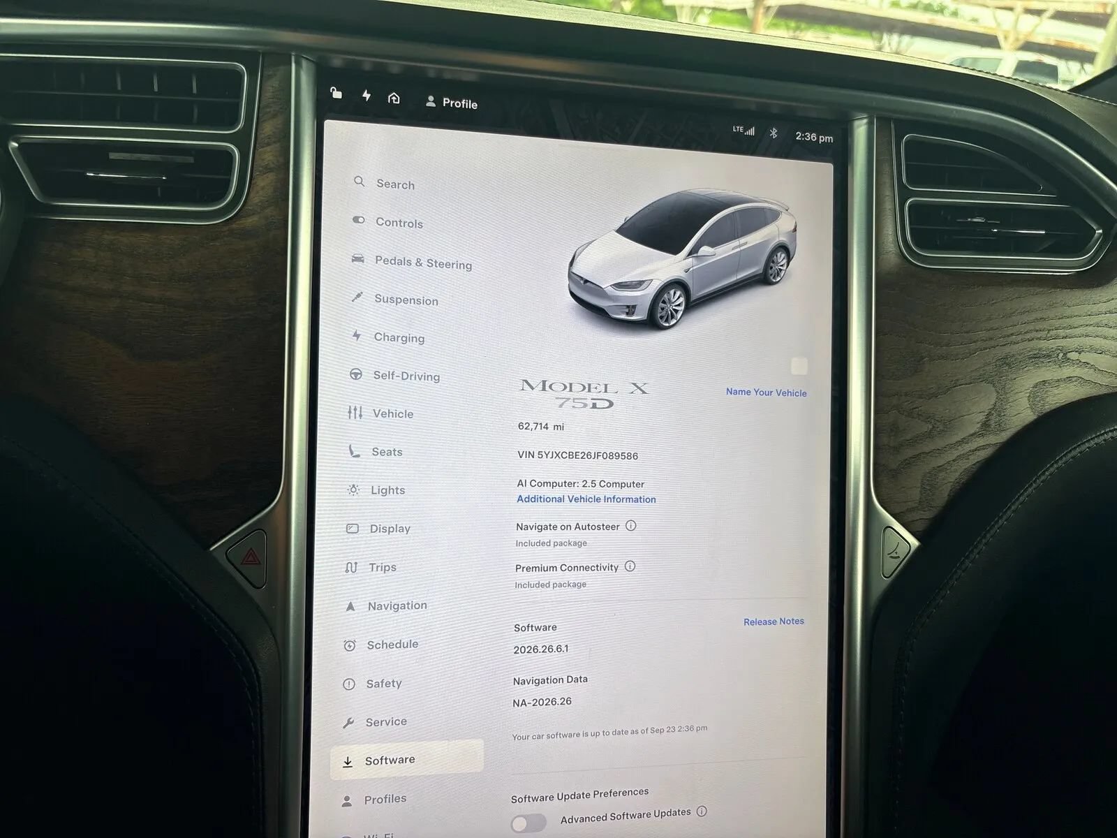 Used 2018 Tesla Model X 75D AWD/4WD image 10