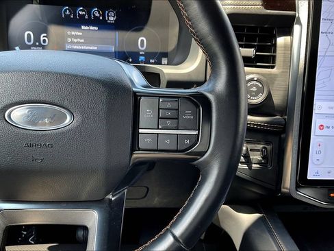 Used 2024 Ford Expedition Max Platinum AWD/4WD image 12