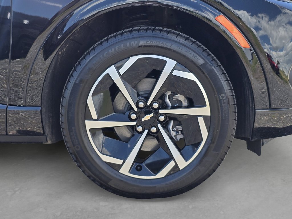 Used 2025 Chevrolet Equinox EV LT FWD image 11