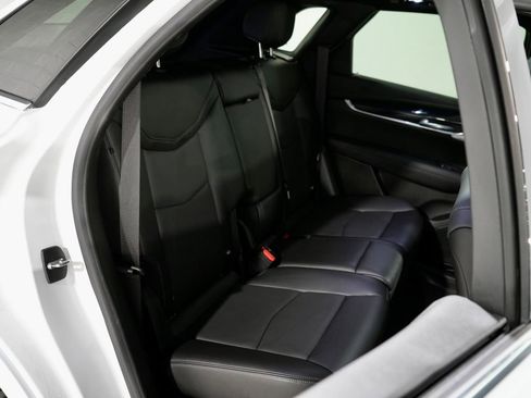 Used 2024 Cadillac XT5 Premium Luxury image 31