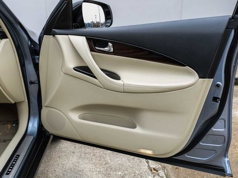 Used 2017 INFINITI QX50 2WD w/ Premium Plus Package image 51