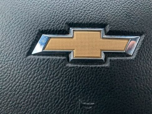 Used 2019 Chevrolet Traverse LT image 26