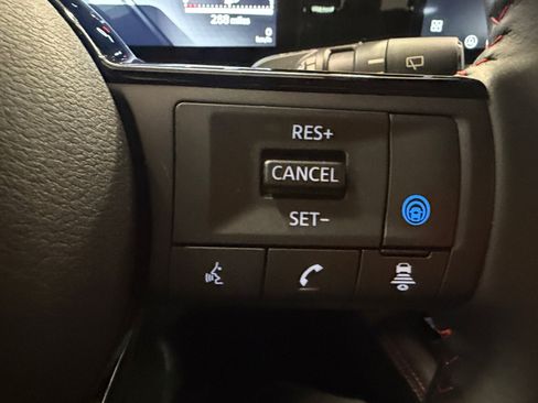 Used 2026 Nissan Kicks SR FWD image 30