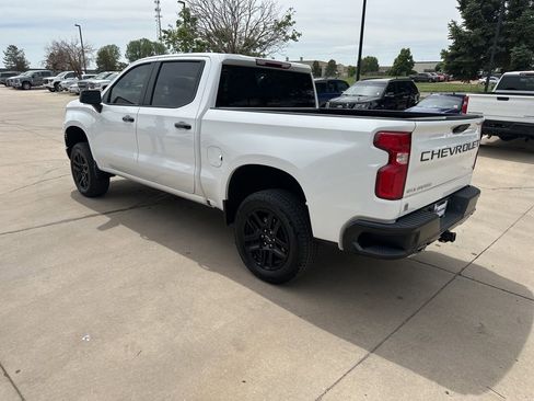 Used 2025 Chevrolet Silverado 1500 LT Trail Boss w/ Protection Package AWD/4WD image 32