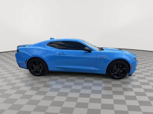 Used 2022 Chevrolet Camaro LT w/ RS Package RWD image 8