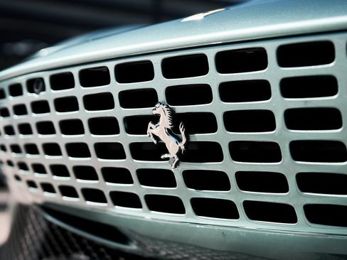 Used 2022 Ferrari Roma image 7