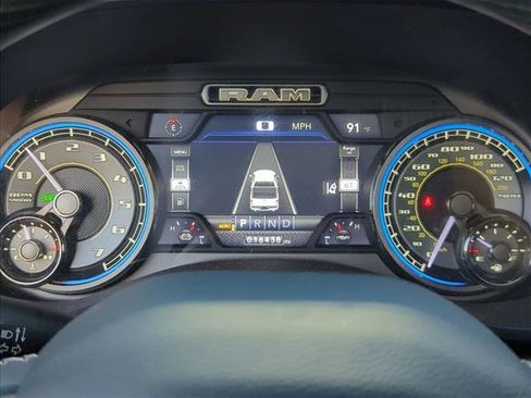 Used 2021 RAM 1500 Limited RWD image 7