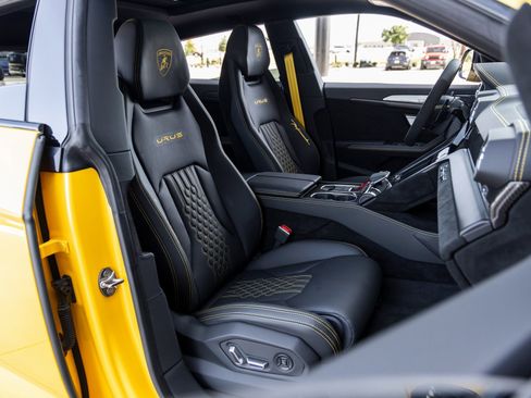 Used 2024 Lamborghini Urus Performante image 50