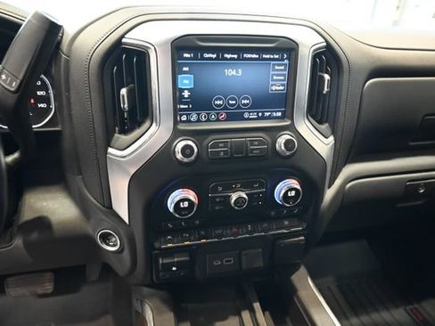 Used 2021 GMC Sierra 1500 SLT w/ SLT Premium Plus Package AWD/4WD image 17
