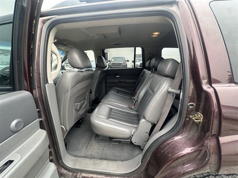 Used 2004 Dodge Durango Limited w/ Trailer Tow Group AWD/4WD image 14
